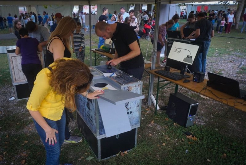 parapark, szabadulószoba, offsite, mobil szabadulószoba, hordozható